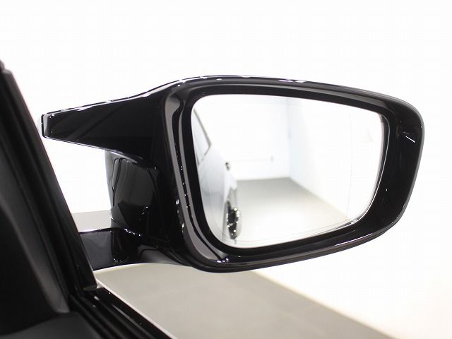 G21 M340i xDrive Touring LCI RHD