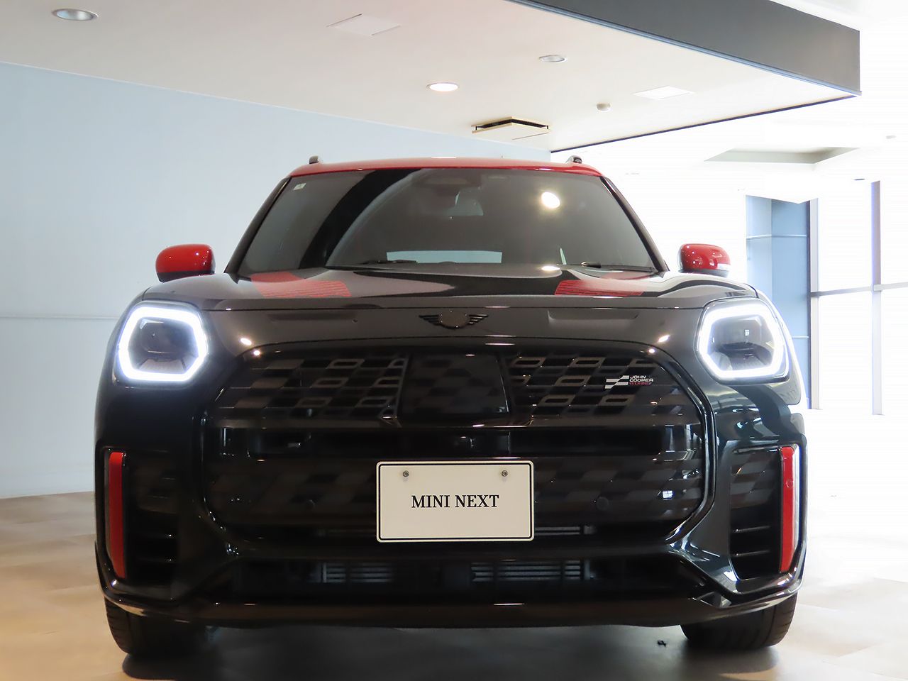 U25 MINI John Cooper Works Countryman ALL4