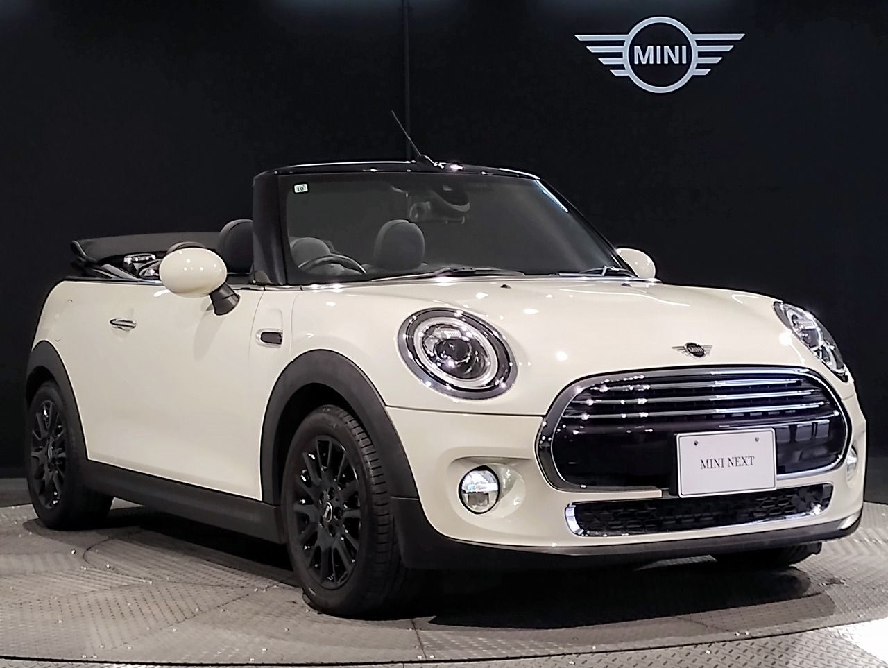 F57 MINI Cooper Convertible LCI