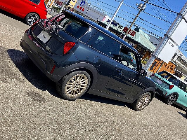 F66 MINI Cooper C 3Dr