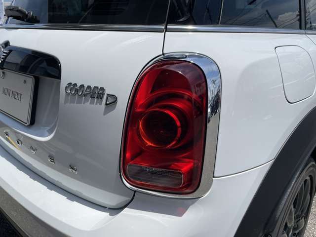 MINI CROSSOVER COOPER D