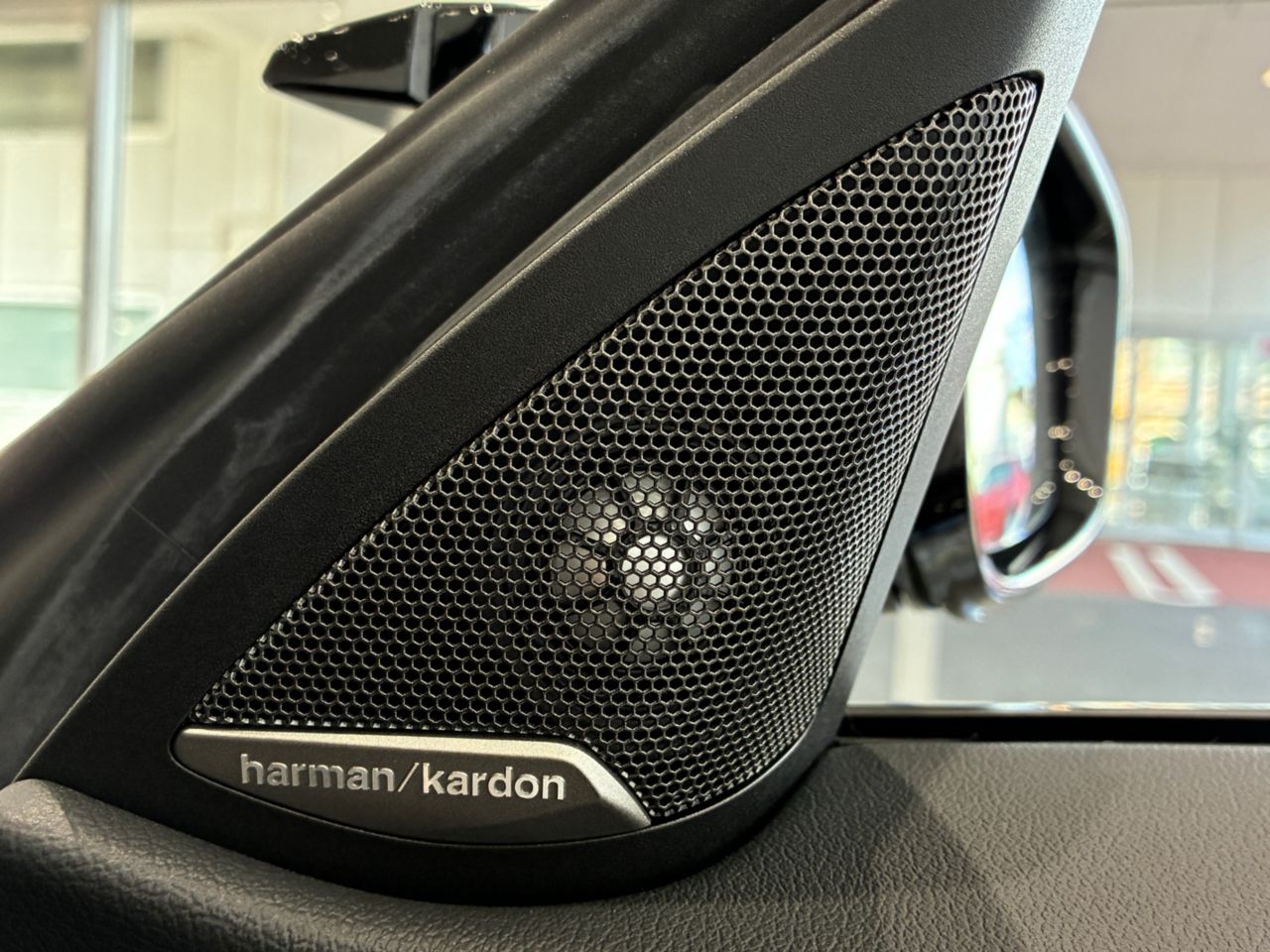 G83 M4 Competition M xDrive Competition RHD