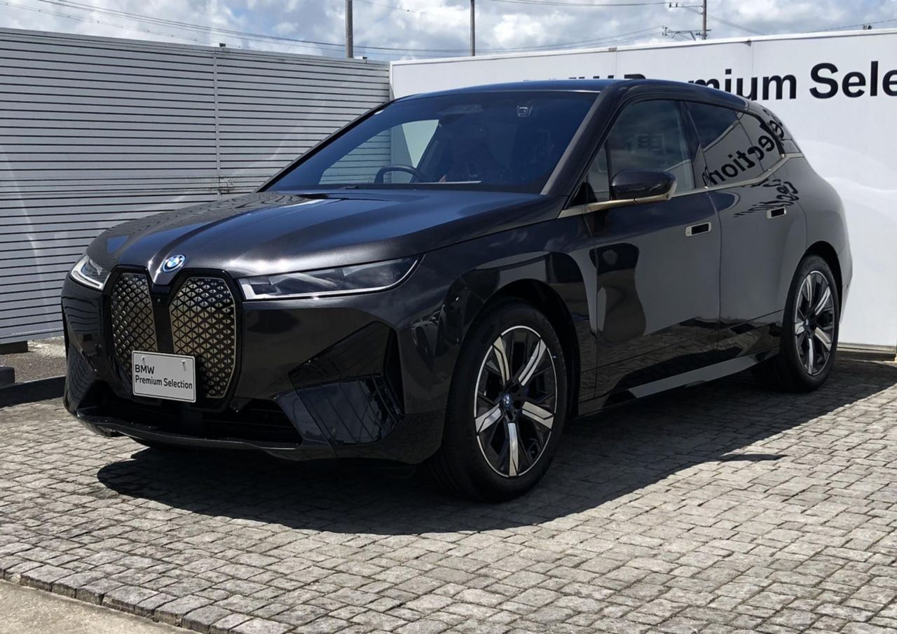 iX xDrive50