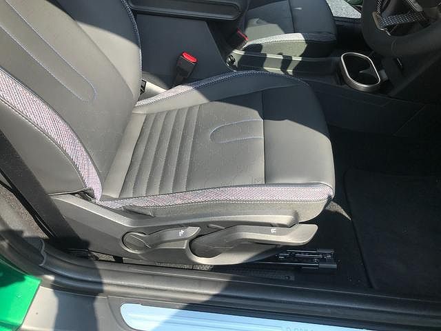F66 MINI Cooper C 3Dr