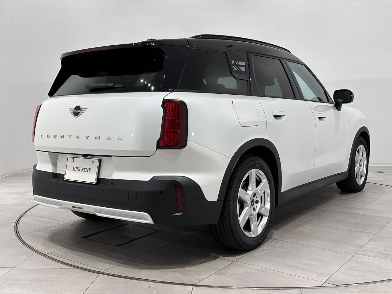 U25 MINI Countryman E