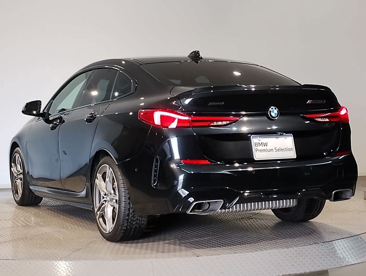 F4* **35i xDrive **** ***** B48 2.0i