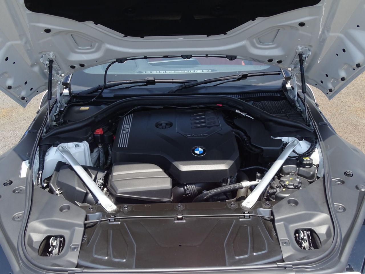 G29 z4 sDrive20i RHD