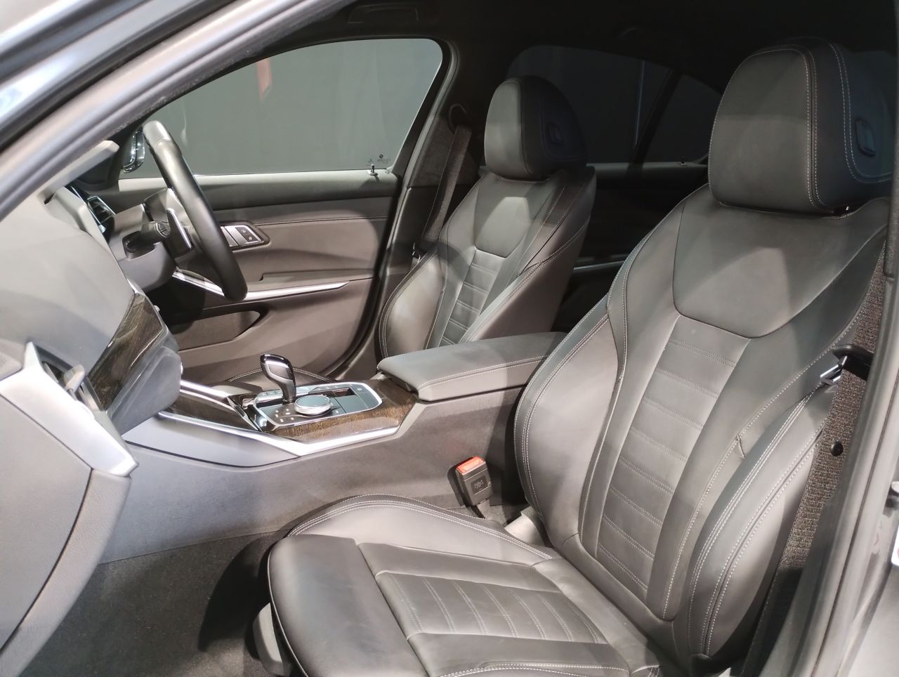 G20 320i Saloon RHD MX