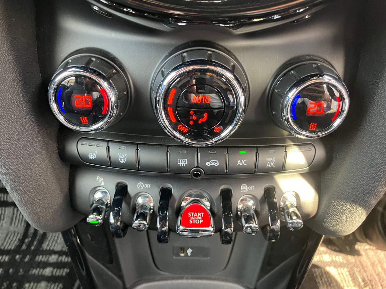 F57 MINI Cooper Convertible LCI