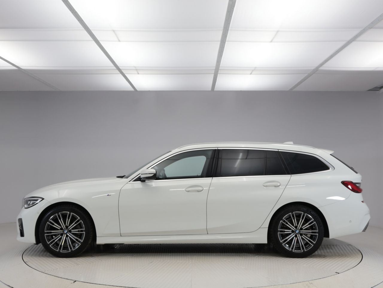 G21 320d xDrive Touring RHD