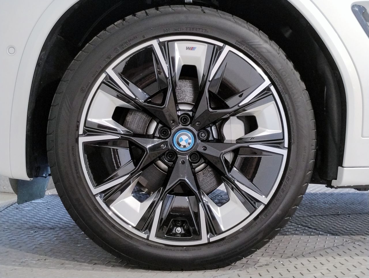 G08 iX3 BEV RHD