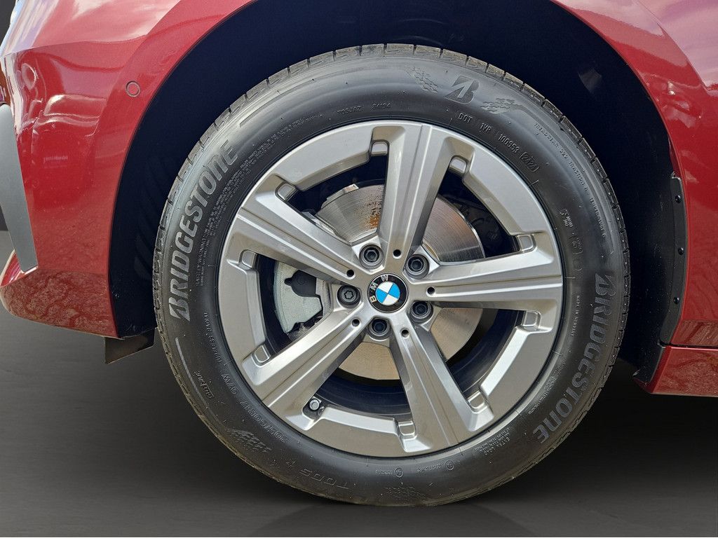BMW 216