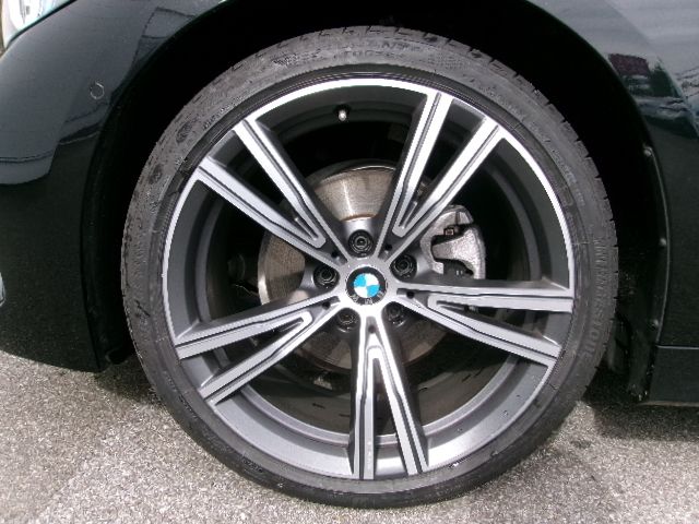 320d xDrive Berline RHD