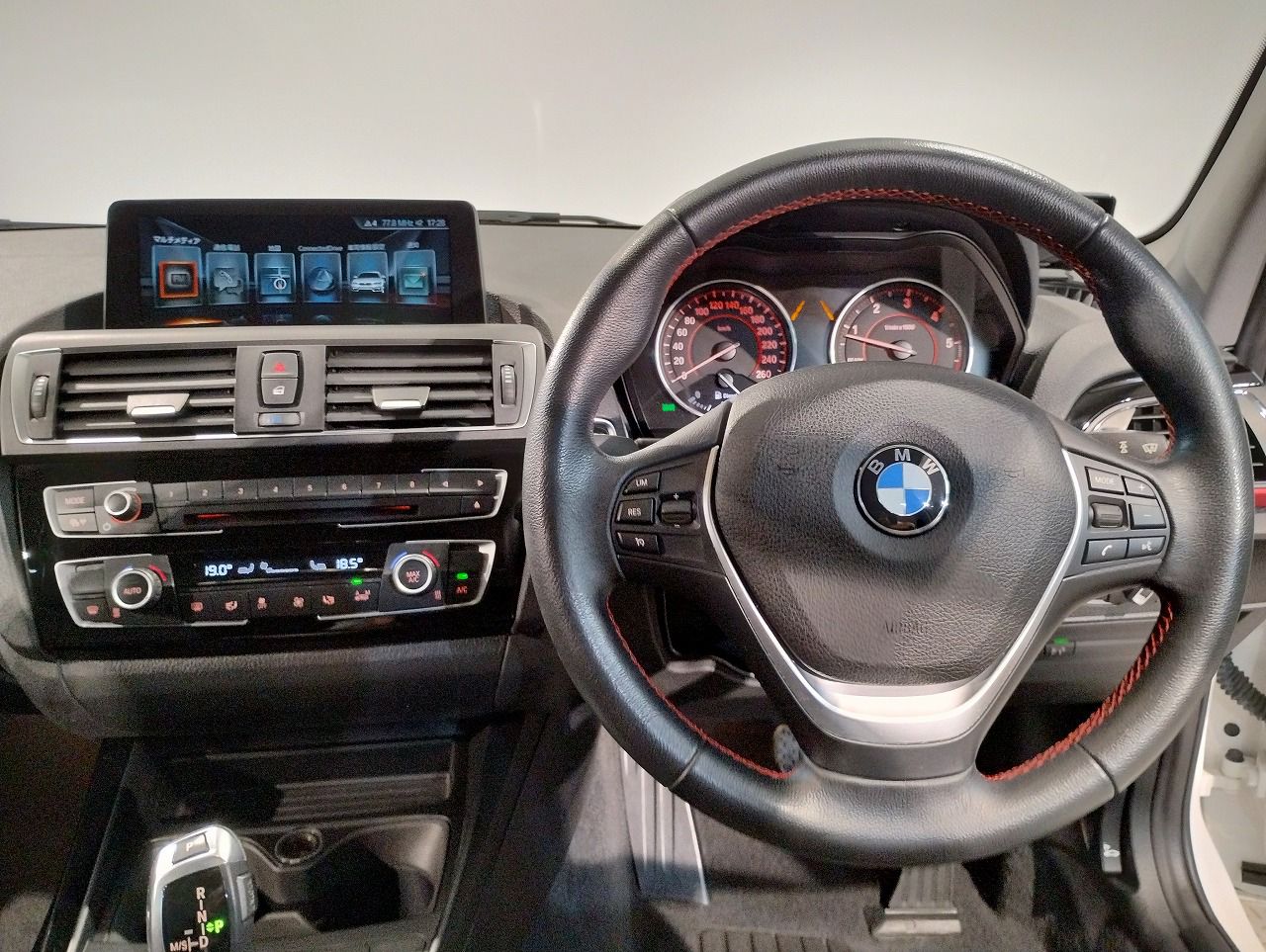 118D 5DOOR RHD