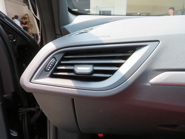 F40 118d Sports Hatch 5-door B47 2.0d
