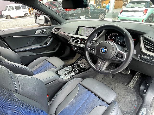 F40 118d Sports Hatch 5-door B47 2.0d