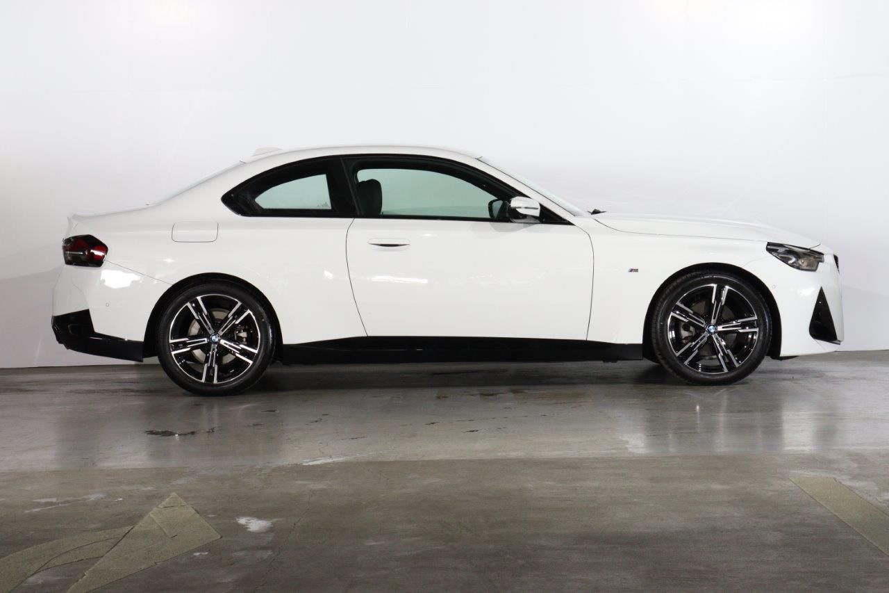 G42 220i Coupe