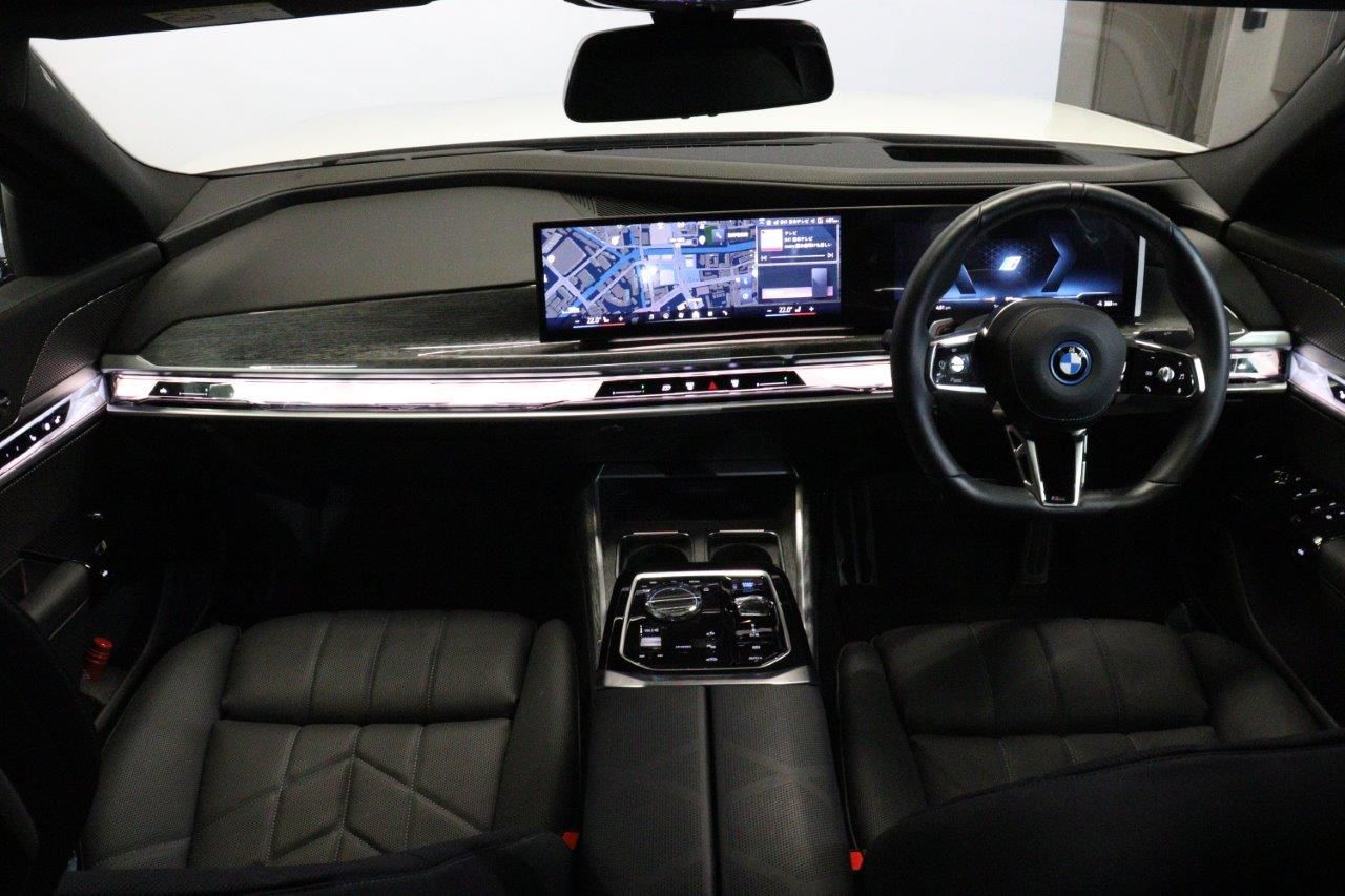 BMW i7 eDrive50 Sedan RHD