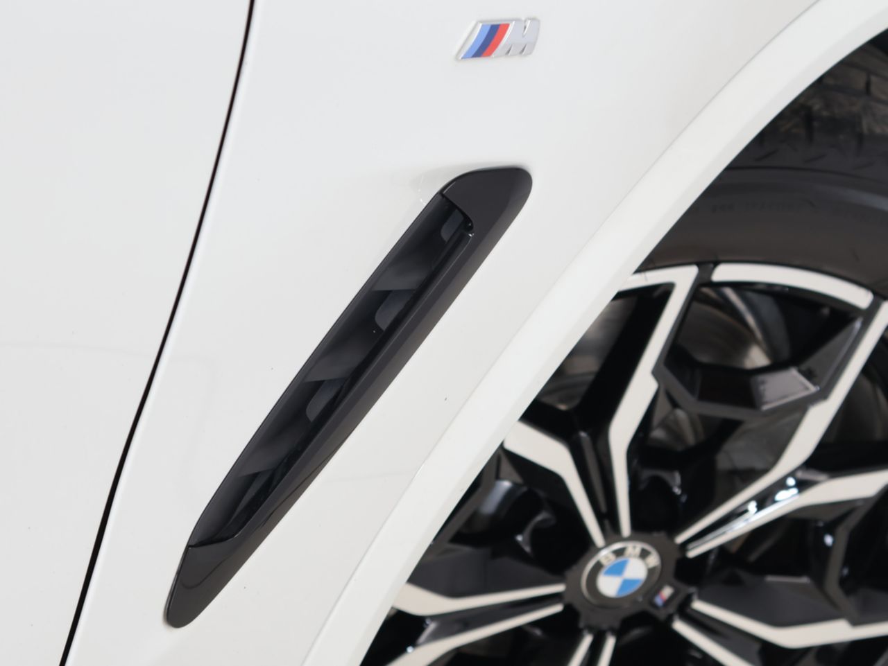 X4 xDrive20d RHD