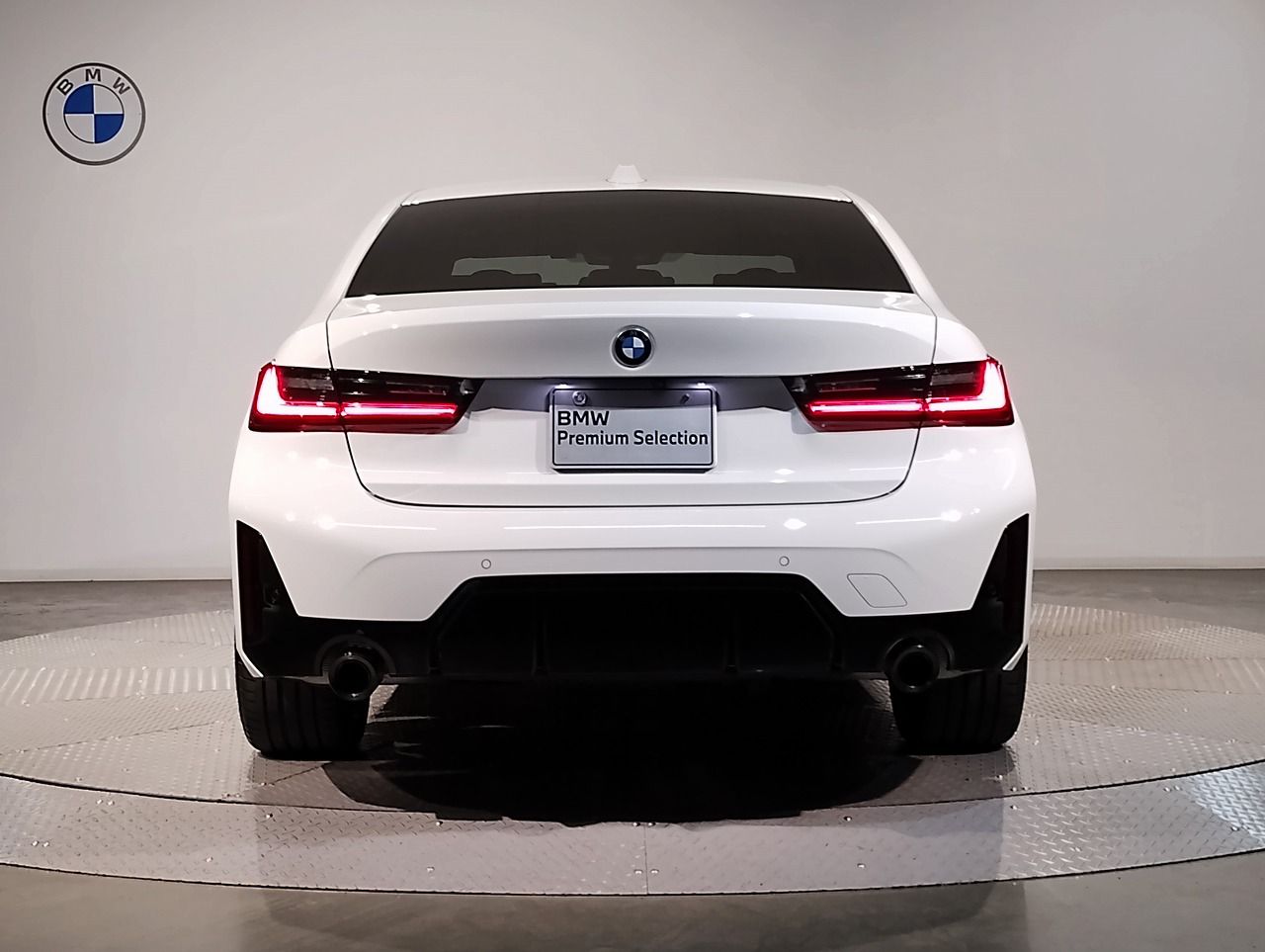 320d xDrive Berline RHD