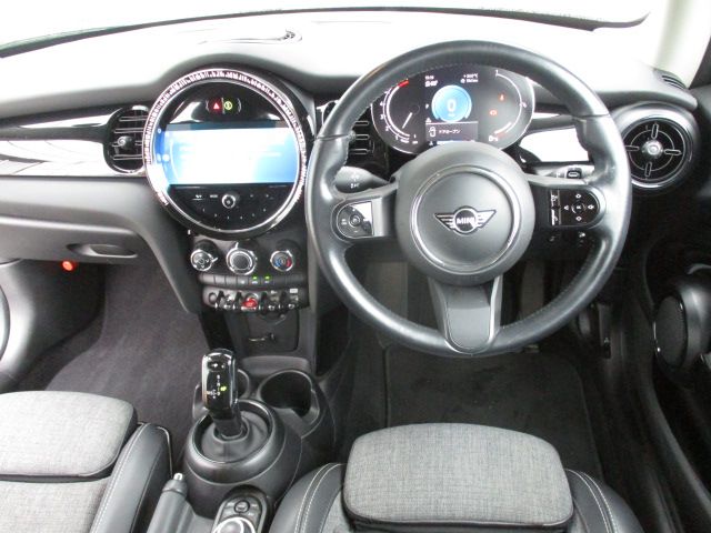 MINI One Hatch RHD F56