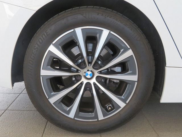 318i Berline RHD