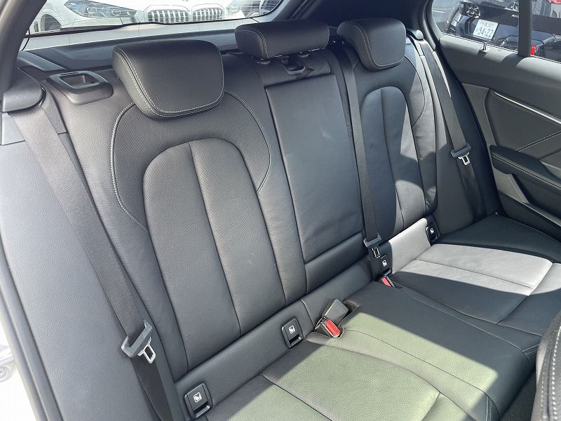 F40 118d Sports Hatch 5-door B47 2.0d