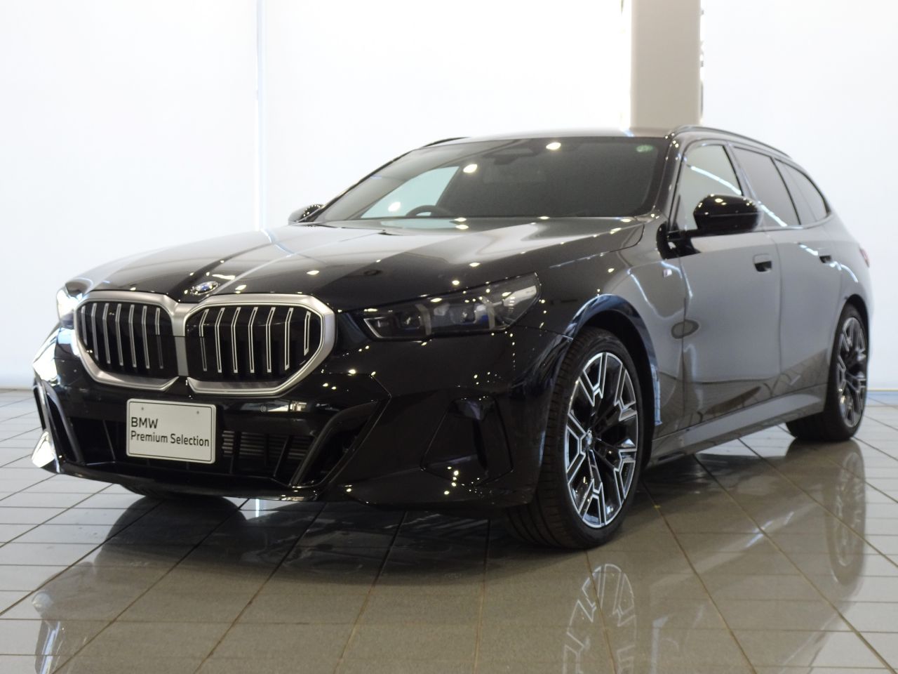 523d xDrive Touring M Sport