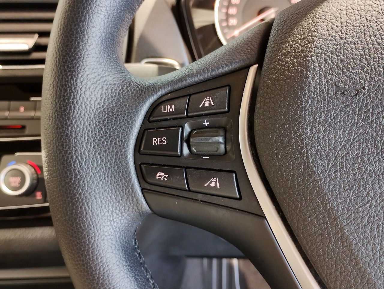 118 5DOOR RHD