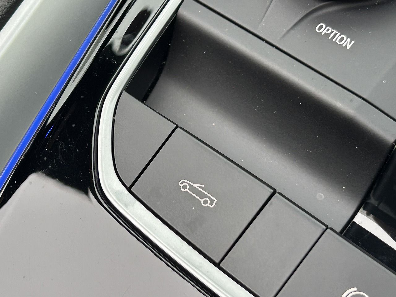 G29 z4 sDrive20i RHD