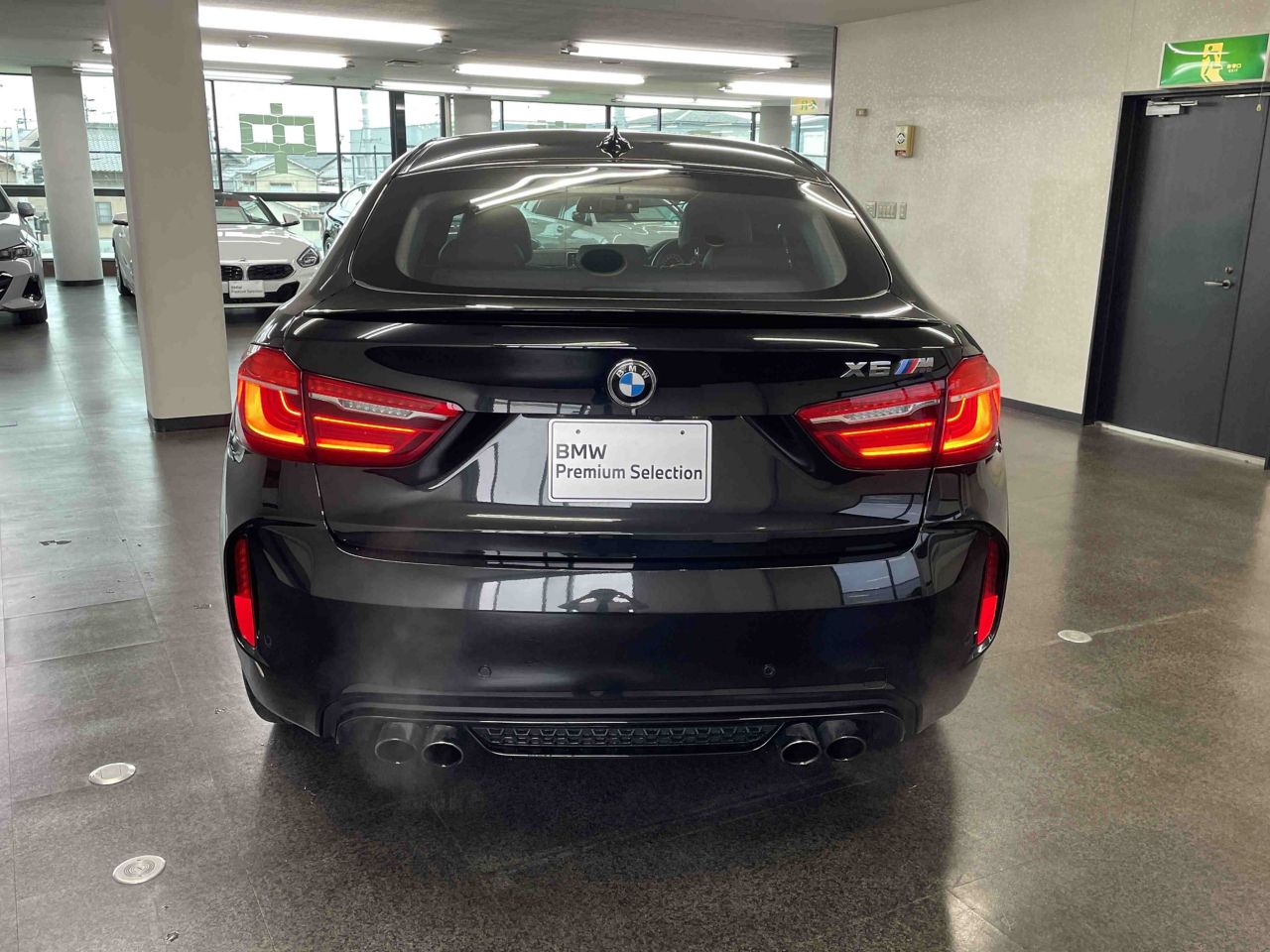X6M RHD