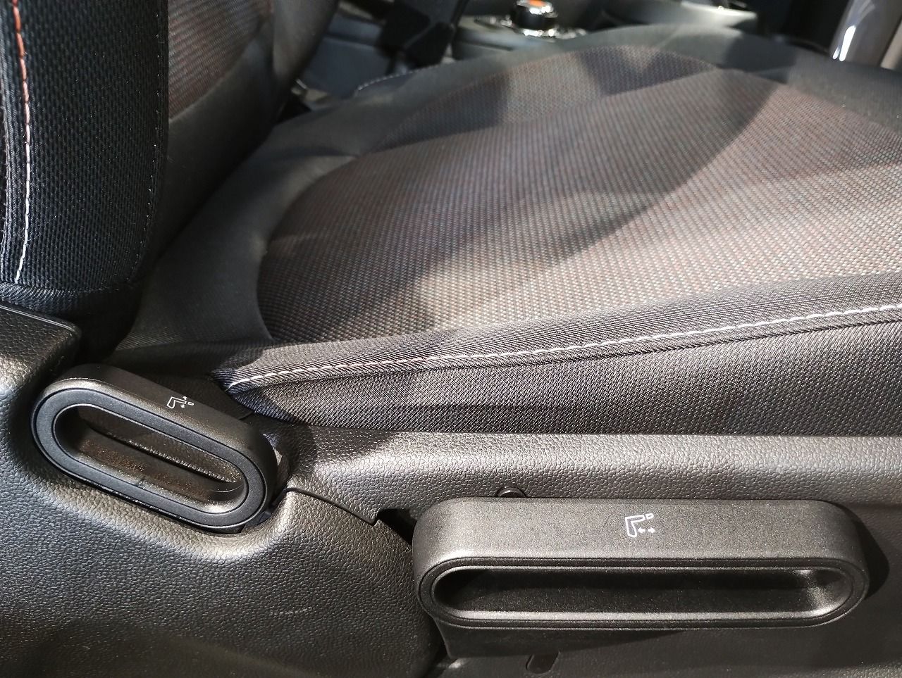 F56 MINI Cooper 3-Door Hatch LCI