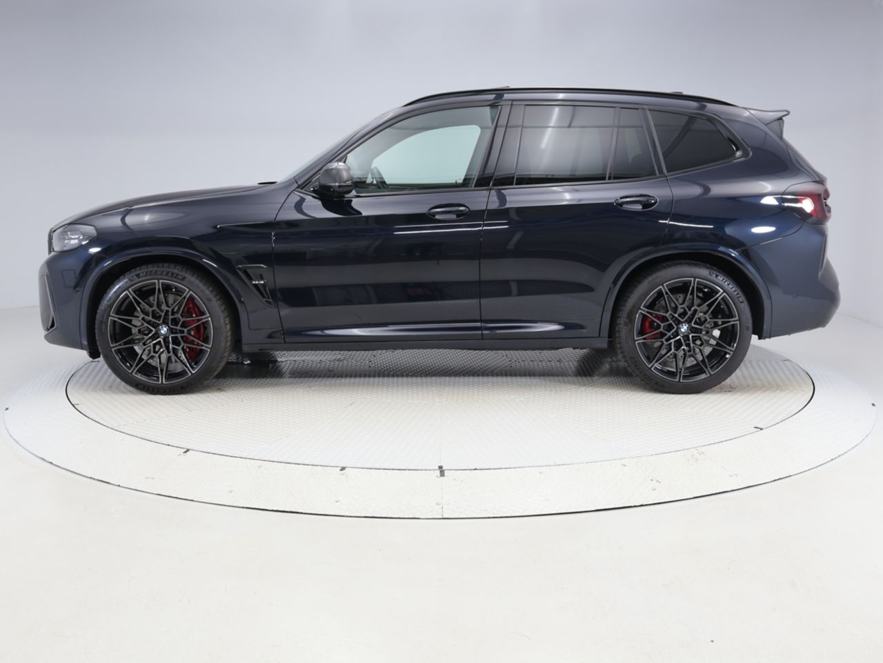F97 X3 M RHD LCI