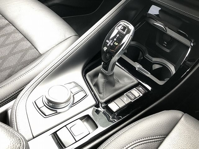 X1 sDrive18i RHD