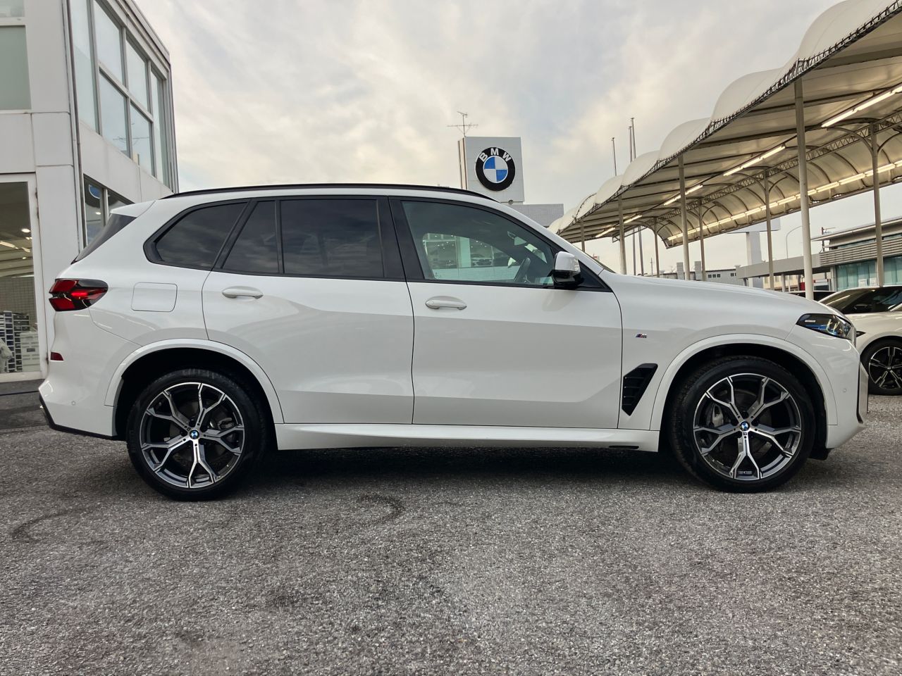 X5 xDrive40d RHD