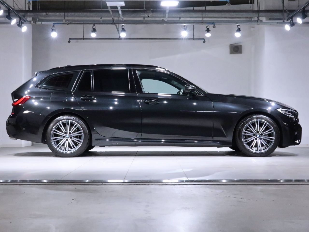 G21 320d xDrive Touring RHD