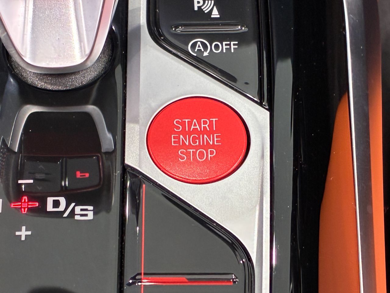 G83 M4 Competition M xDrive Competition RHD