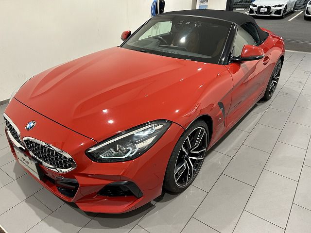 G29 z4 sDrive20i RHD