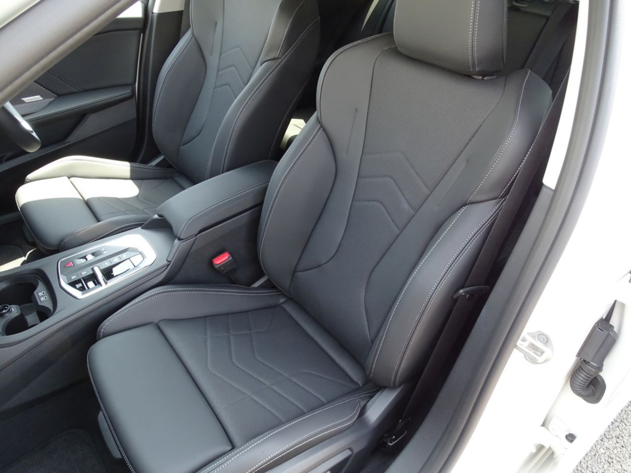 120 Sport Sports Hatch