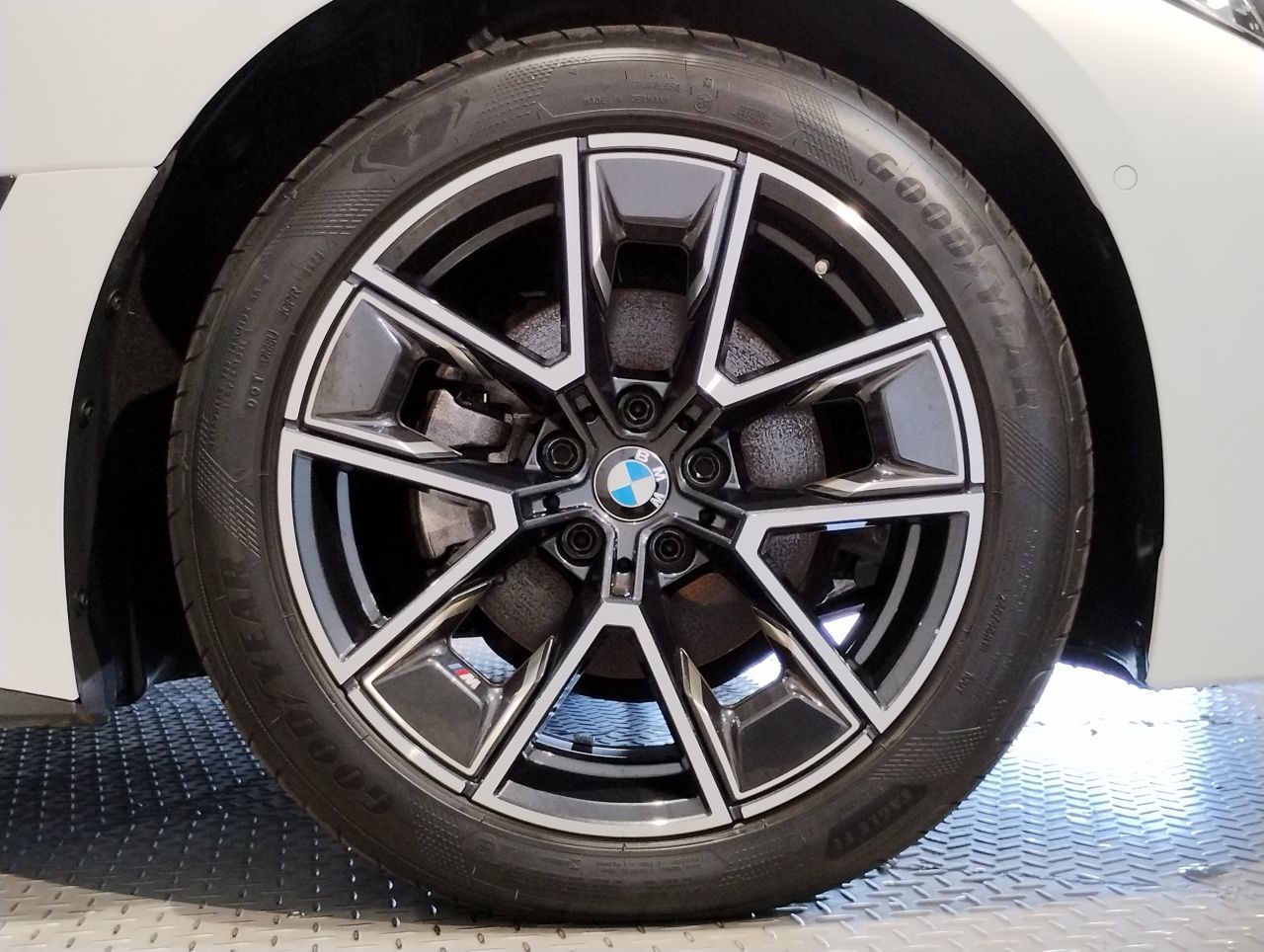 G26 420d xDrive Gran Coupe RHD