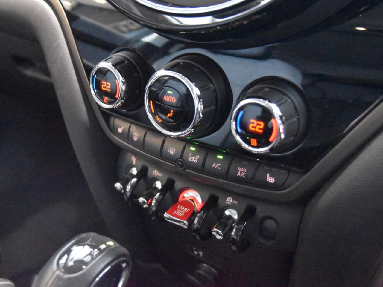 MINI CROSSOVER COOPER D ALL4