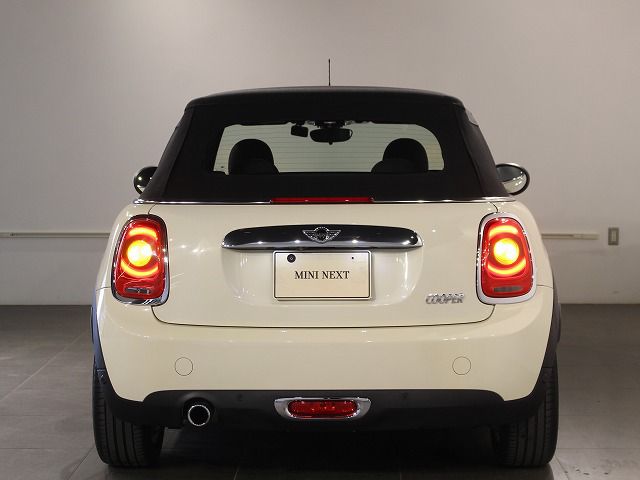 MINI CONVERTIBLE COOPER