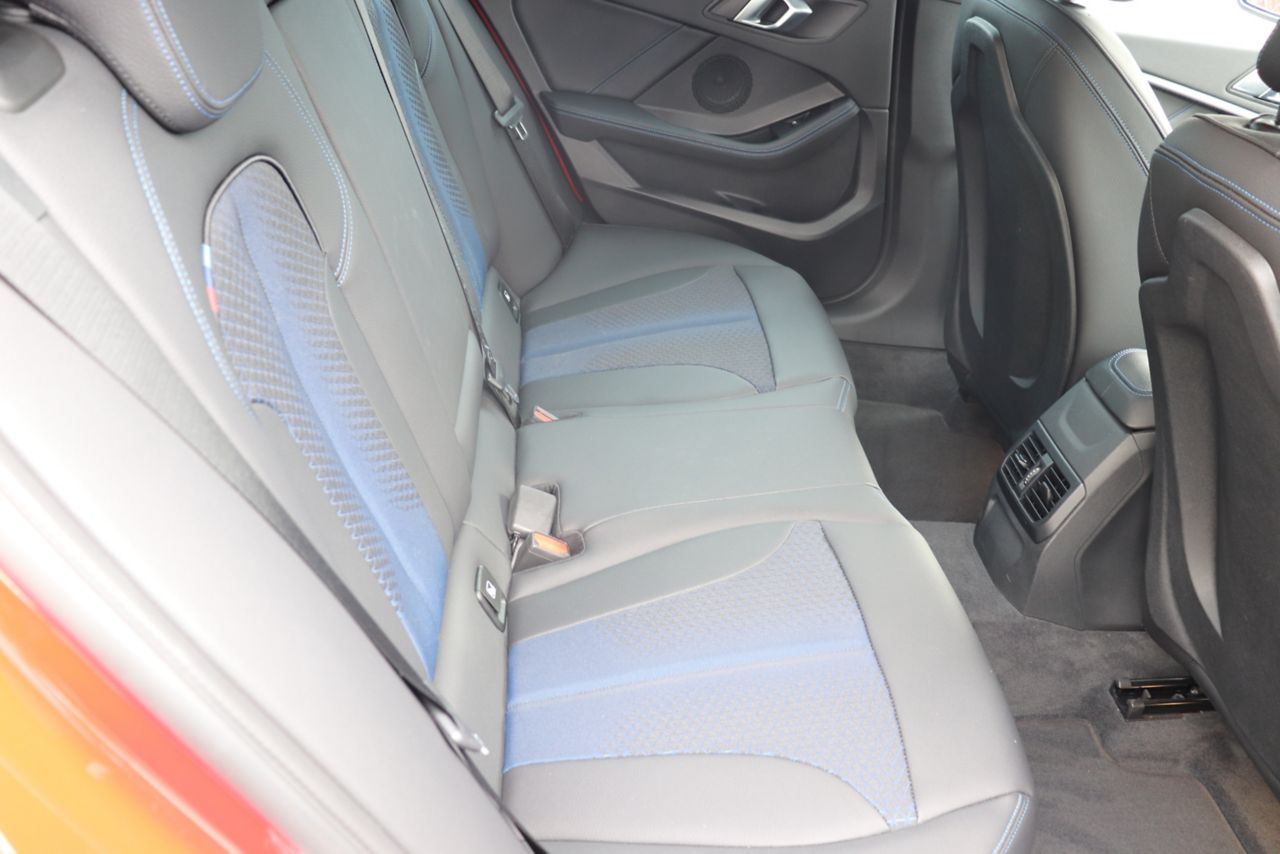 F40 118d Sports Hatch 5-door B47 2.0d