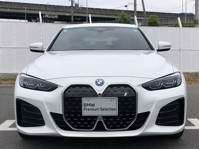 G26 i4 eDrive40 RHD