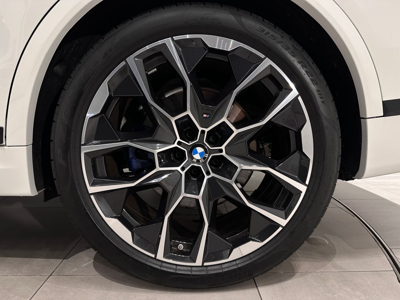 X7 xDrive40d RHD US