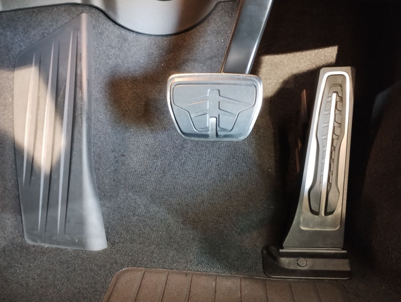 G20 320i Saloon LCI RHD MX