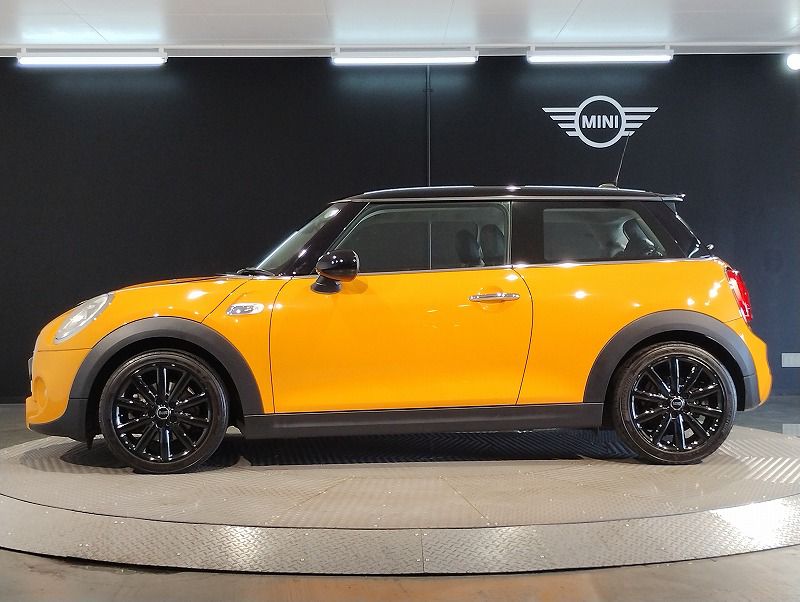 F56 MINI COOPER S