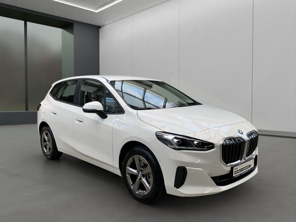 BMW 216