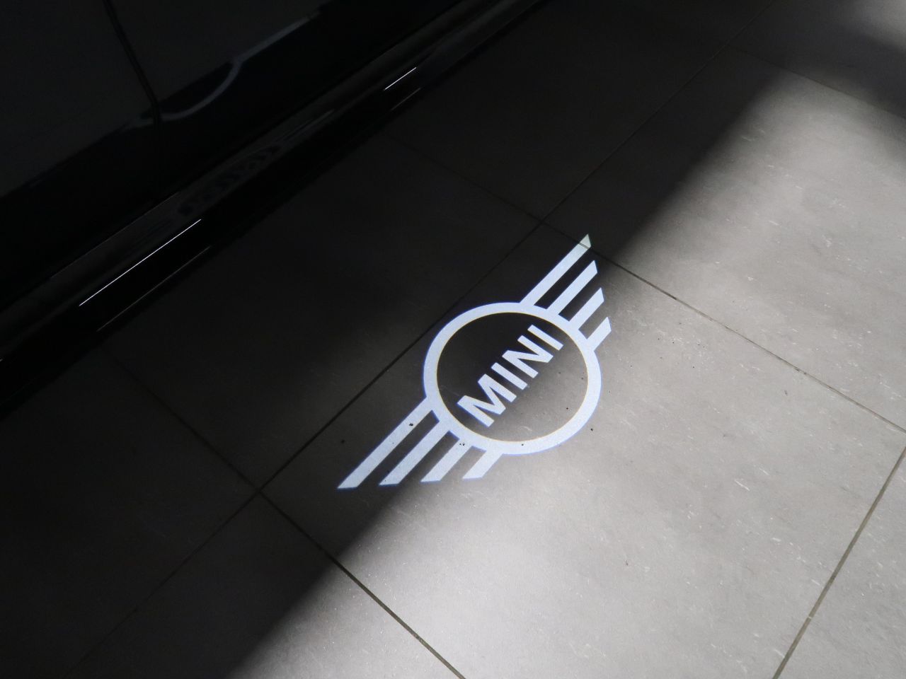 U25 MINI John Cooper Works Countryman ALL4