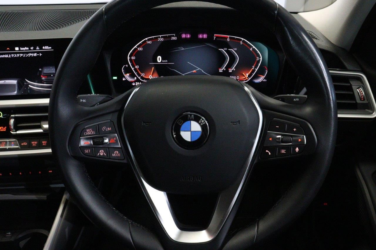318i Berline RHD